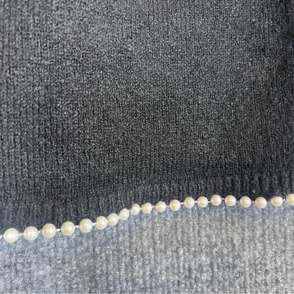 ASTR the Label Women Small Kira Black Pearl Knit Sweater Tank Crop Top Old Money - Picture 6 of 11